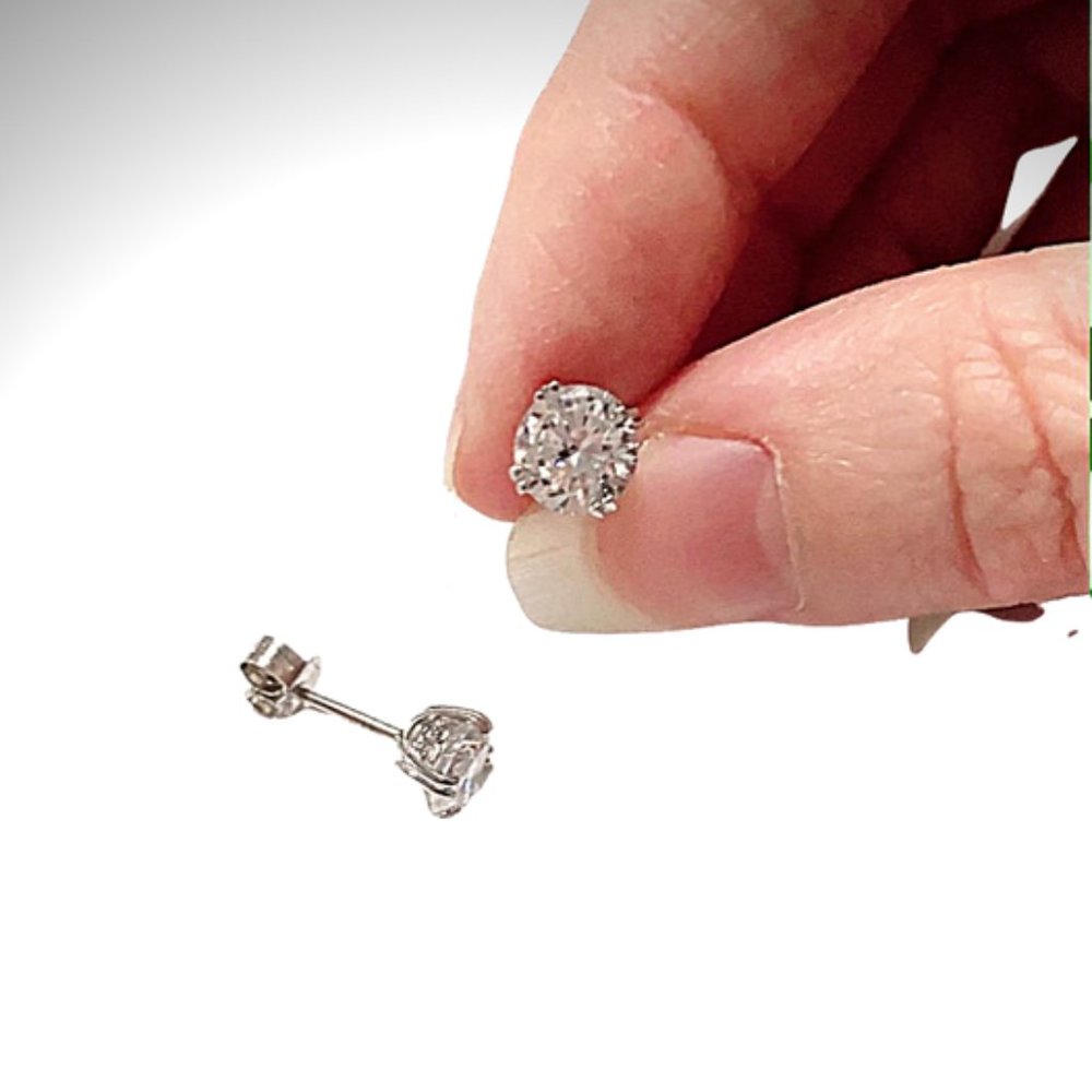 ELIZABETH GRANT Stud Sterling Silver Earrings